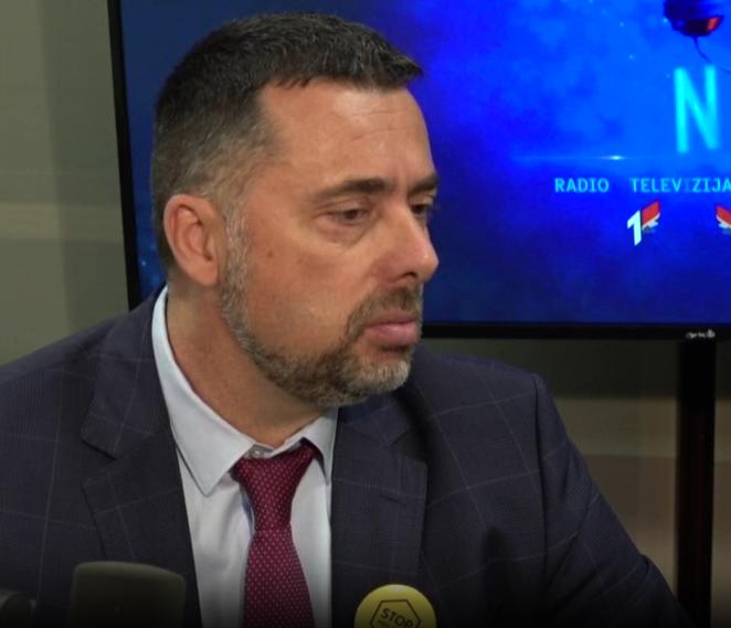 Đurović: „Robe ne fali, građani sada kupuju više“