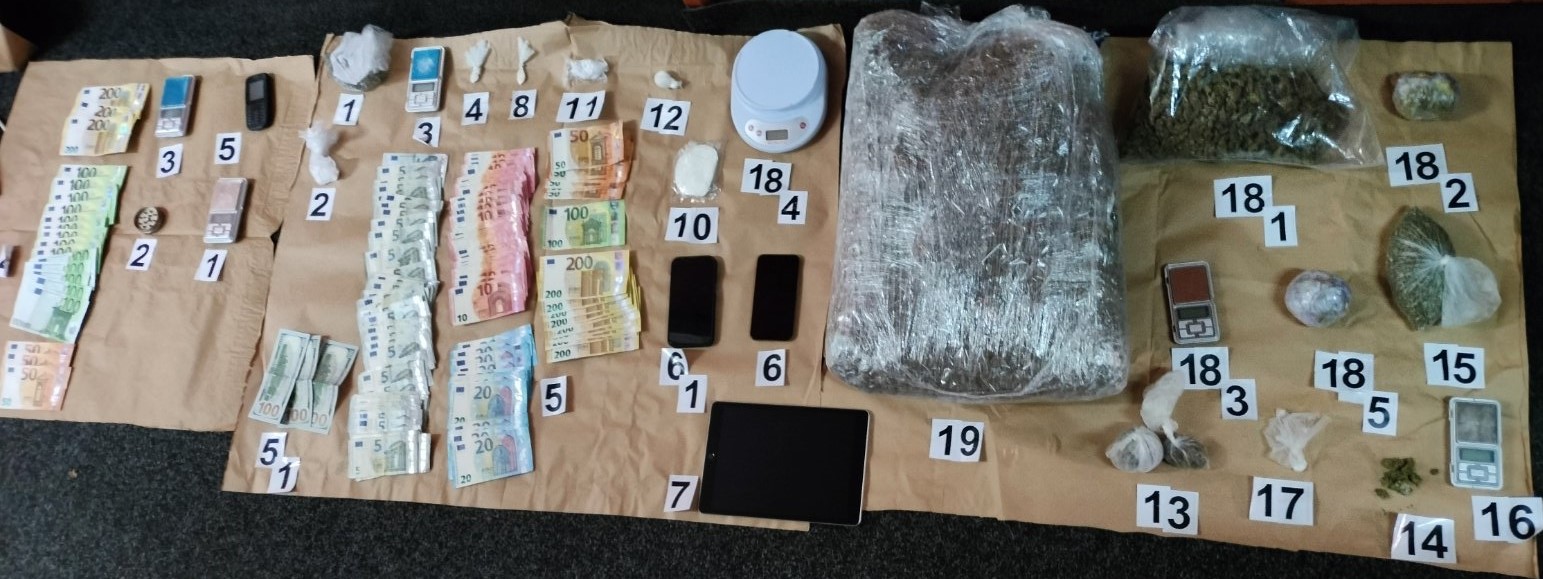Policijska akcija „Maslina“: Pronađeno 54 grama kokaina, oko 5,2 kilograma marihuane…