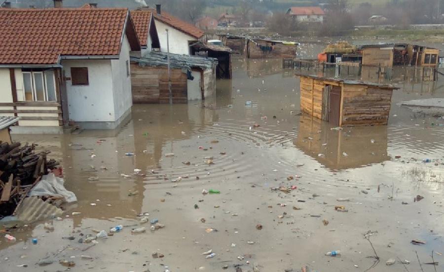 Crveni krst Berane: Porodice ugrožene u poplavama u novembru 2022. dobile pomoć