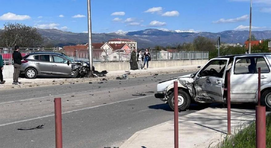 Saobraćajna nezgoda u Nikšiću, dvije osobe teže povrijeđene
