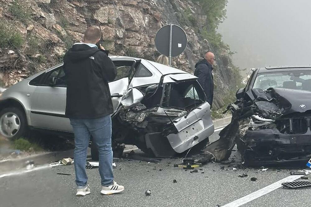 Udes na putu Cetinje – Budva, bez povrijeđenih