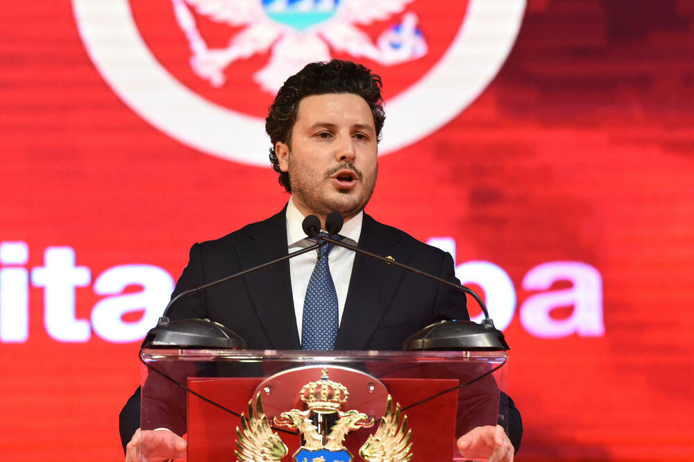 Abazović tvrdi da je Crna Gora ujedinjena i da su u borbi protiv kriminala napravljeni veliki pomaci!