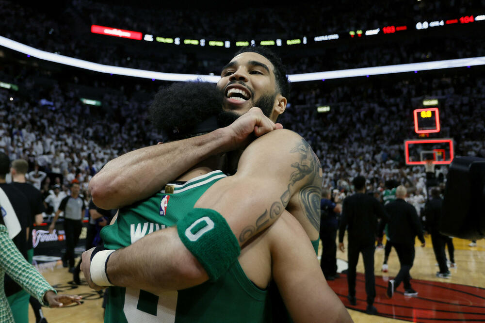 Jokić još čeka rivala u finalu, Boston na pragu istorijskog preokreta