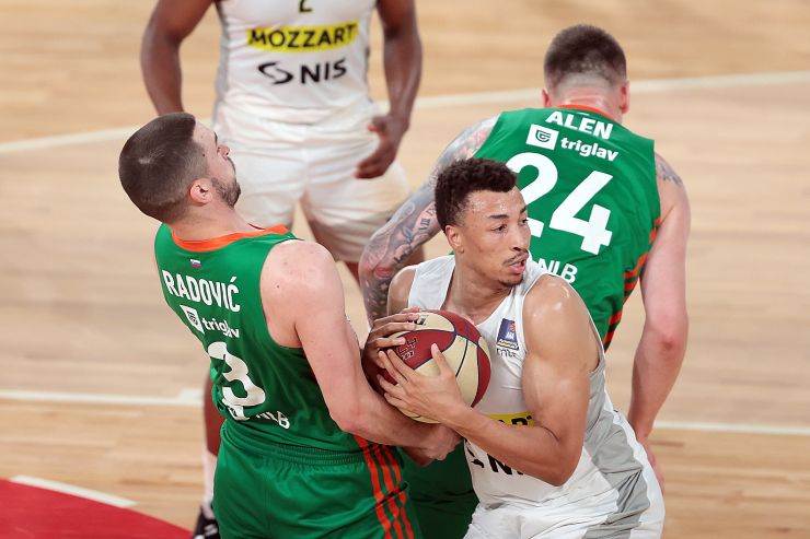 Blijedi Partizan pao u Ljubljani, Olimpija izborila majstoricu