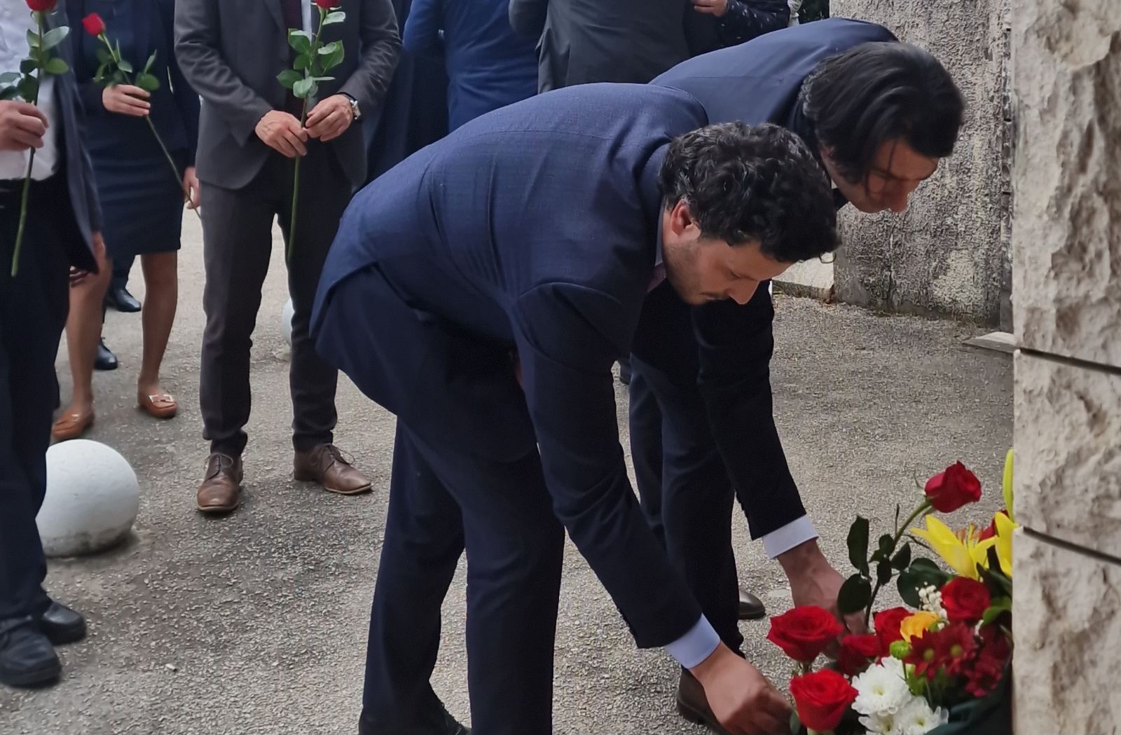 Abazović: Učimo na istorijskim greškama da bi u budućnosti bili bolji
