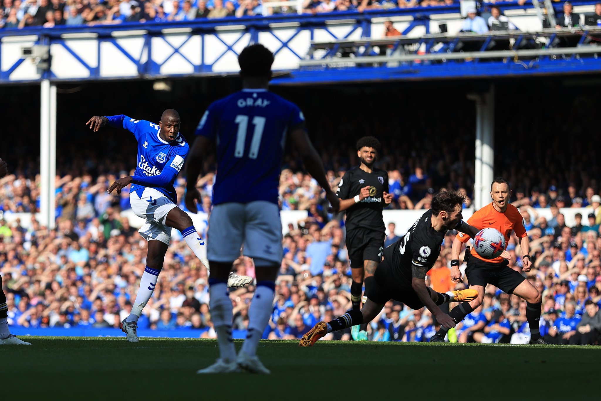Everton ostao u Premijer ligi: Lester i Lids ispali, Vila u Evropi