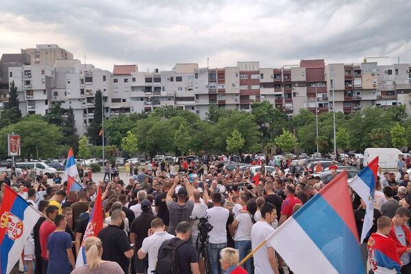 U Podgorici održan skup podrške srpskom narodu na Kosovu i Metohiji (VIDEO)