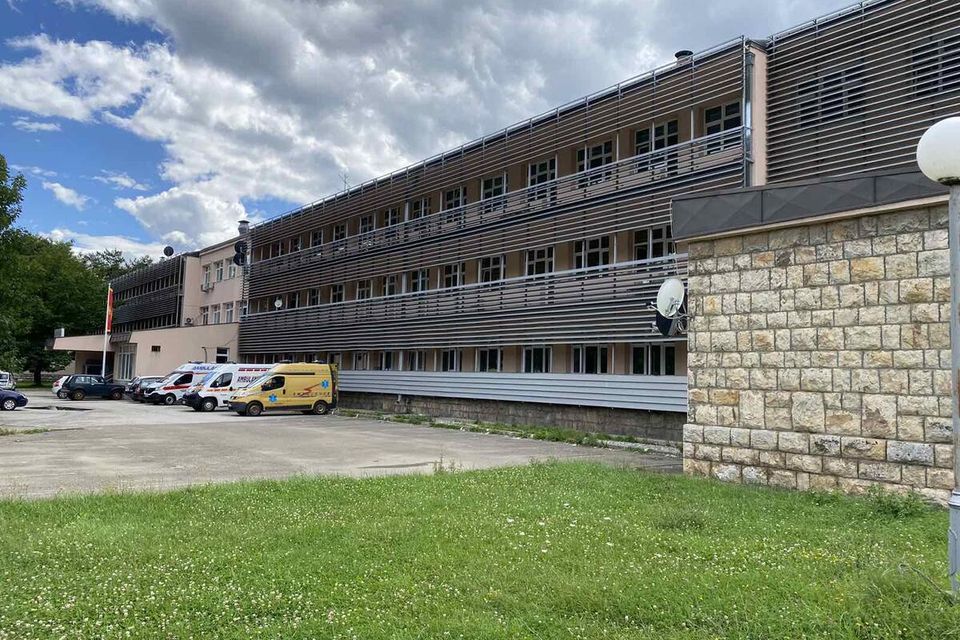 „Bolnice u Beranama i Kotoru ne mogu biti klinički centri, ideja populistička i bez analize“