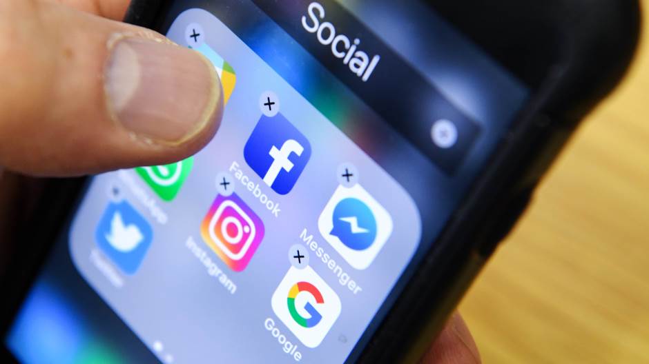 Facebook greška: Automatski šalje zahtjev za prijateljstvo svima kojima ste kliknuli na profil