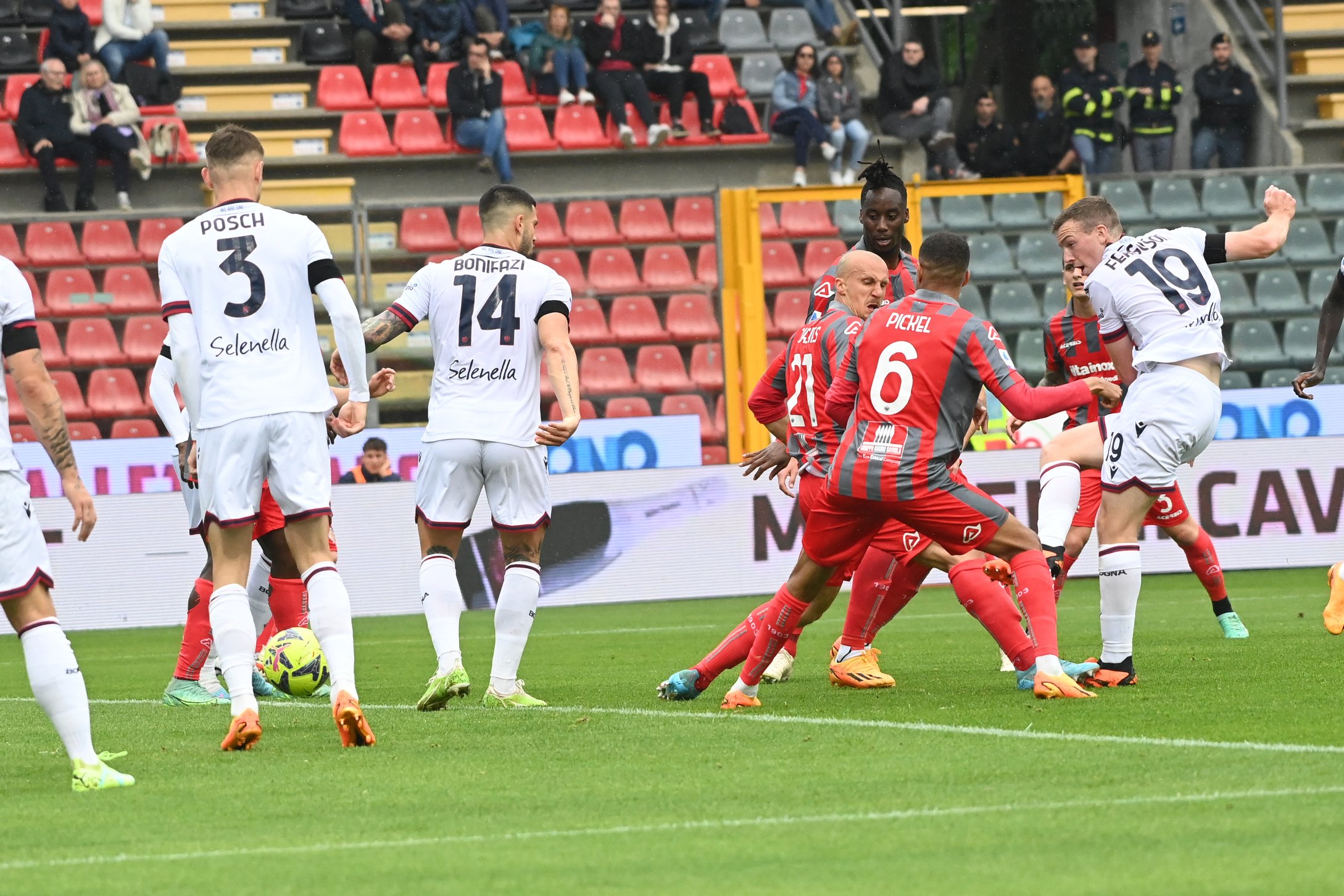 Kremoneze „petardom“ ispraćen u Seriju B