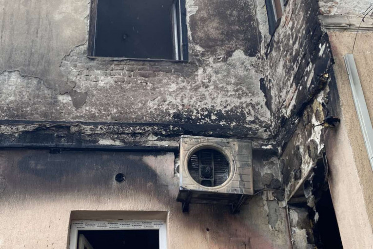 Bar: Klima izazvala požar u stanu