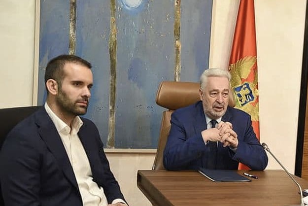 I tvitnu se Zdravko i podrža posinka Milojka