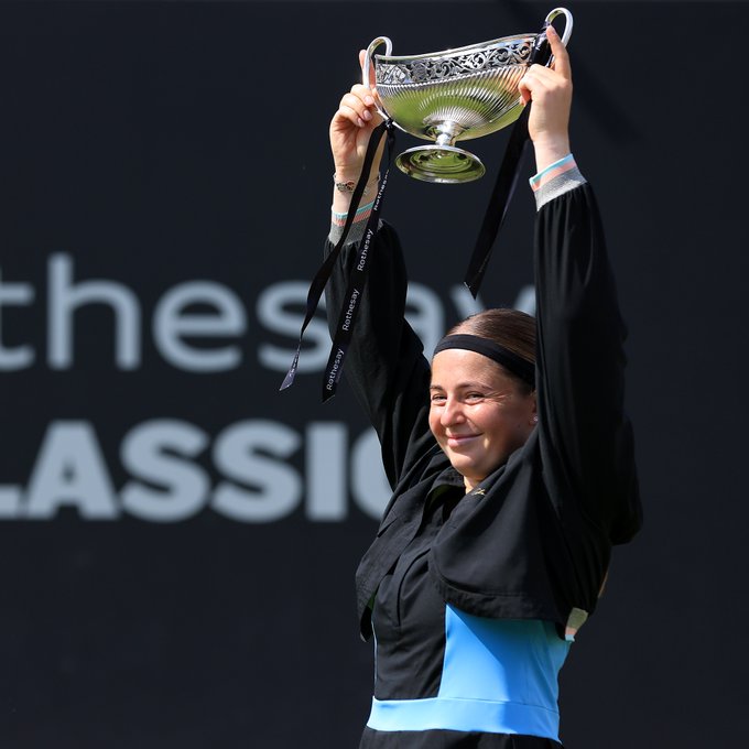 Kvitova i Ostapenko napravile dobre uvertire za Vimbldon