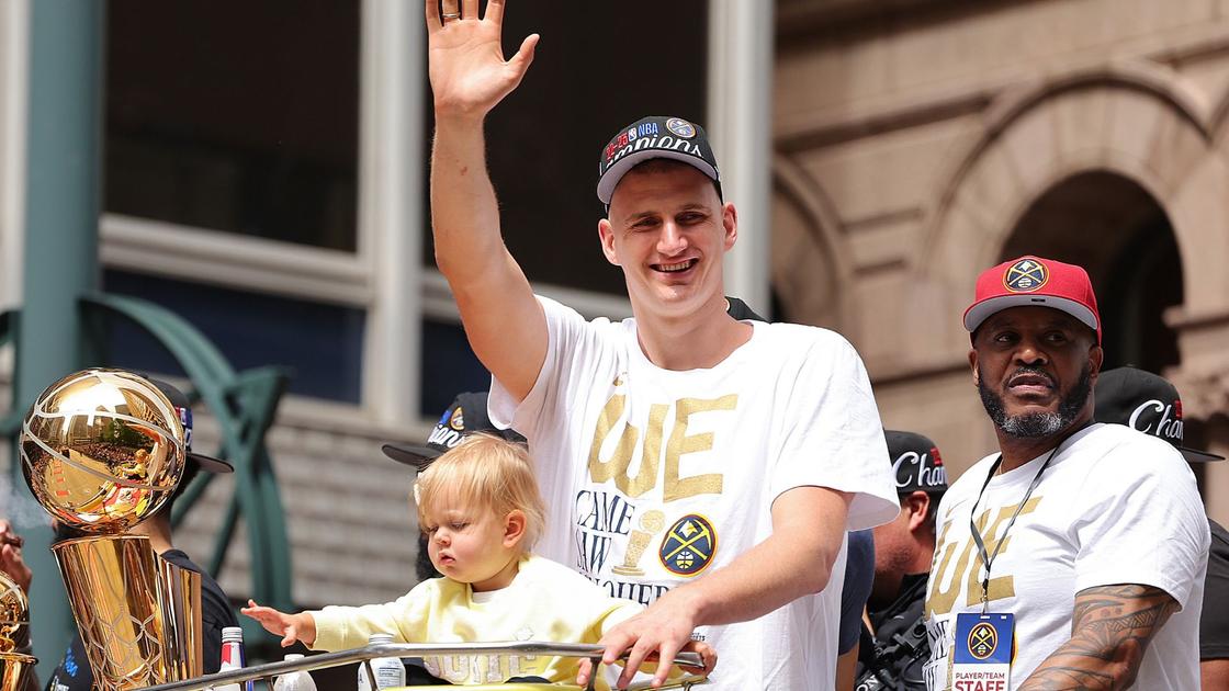 Legendarni Kevin Garnet oduševljen je Nikolinom skromnošću