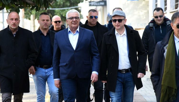 Mandić: Politički motivisani Novović nastavlja progon našeg saveza, uhapsio je Mila Božovića, a funkcionere DPS-a ne dira uprkos čvrstim dokazima
