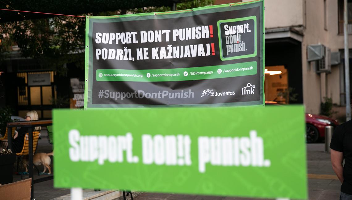 Fokus na kažnjavanju osoba koje koriste droge često dovodi do dodatne stigmatizacije