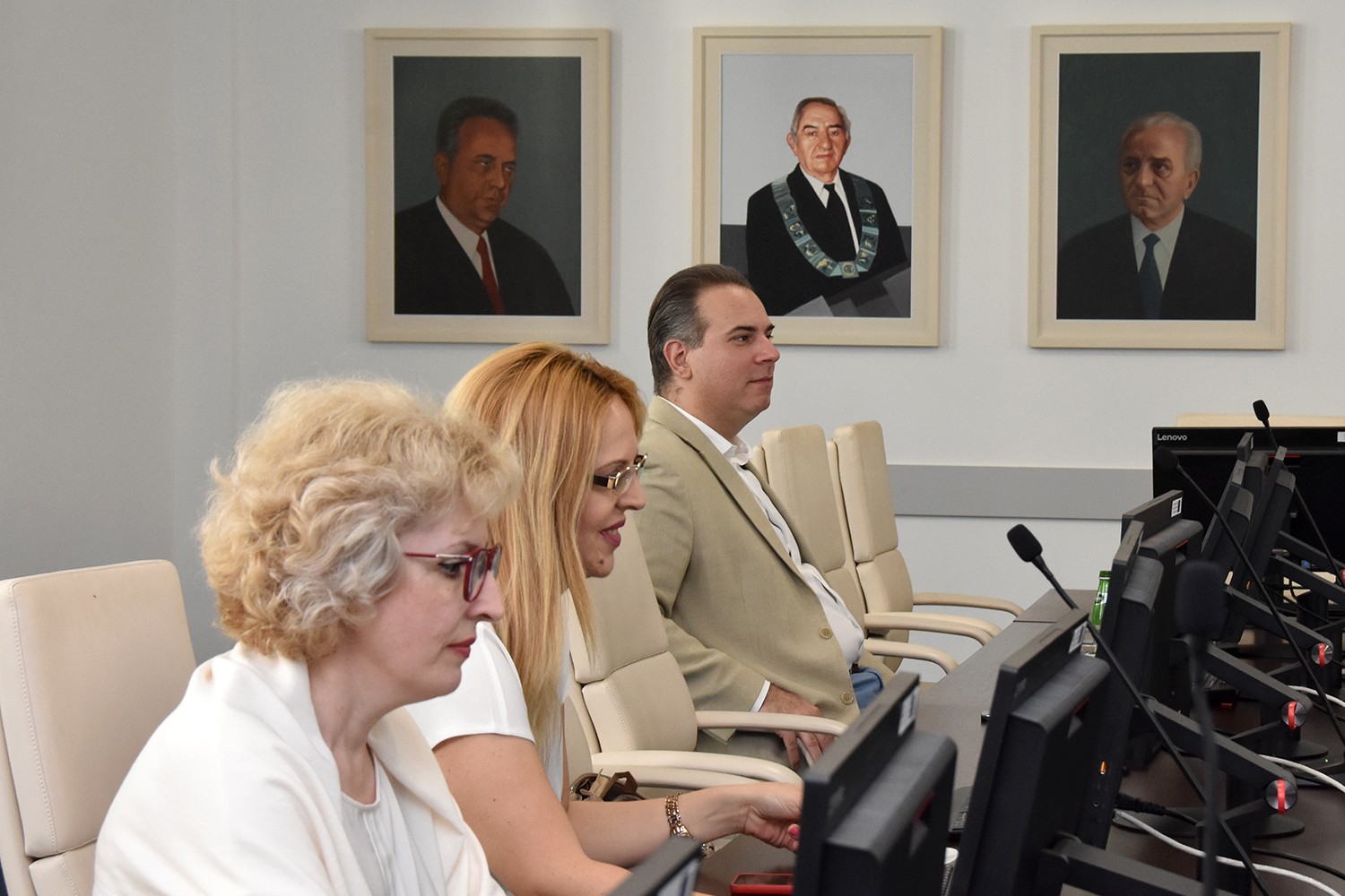 Upravni odbor UCG: Za osnovne studije predloženo 3.174 mjesta,  za master 1.760