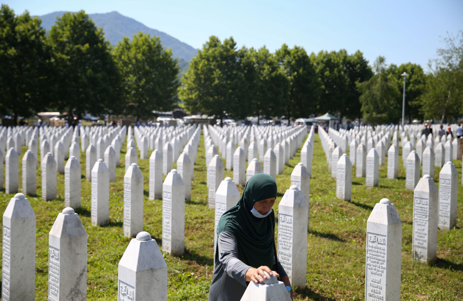„Genocid“ u Srebrenici – bitan element antisrpske strategije Zapada