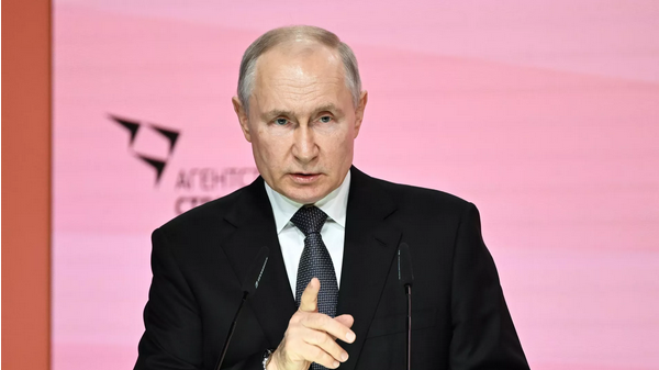 Putin optužio Poljsku da ima teritorijalne pretenzije na zapad Ukrajine