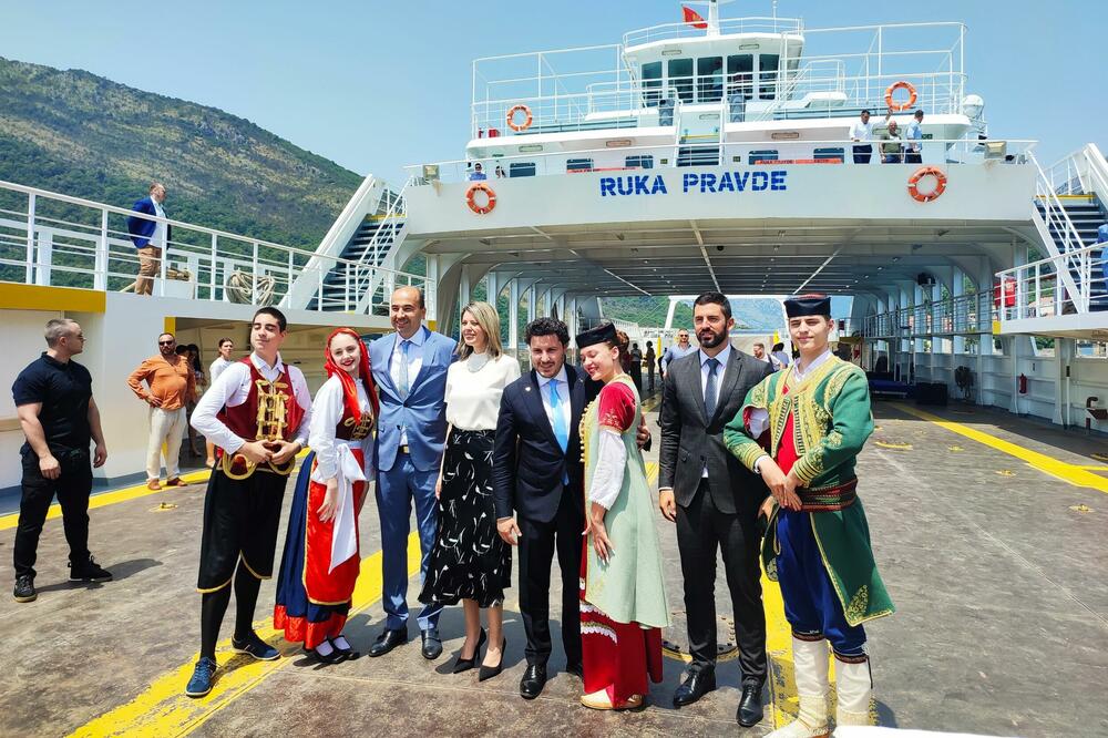 Abazović: Za dva mjeseca trajekt zaradio skoro osam puta više nego što je država dobijala na godišnjem nivou