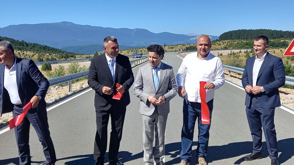 Abazović otvorio dionicu puta Pljevlja – Metaljka: Cilj je da imamo što veću mobilnost građana i biznisa!
