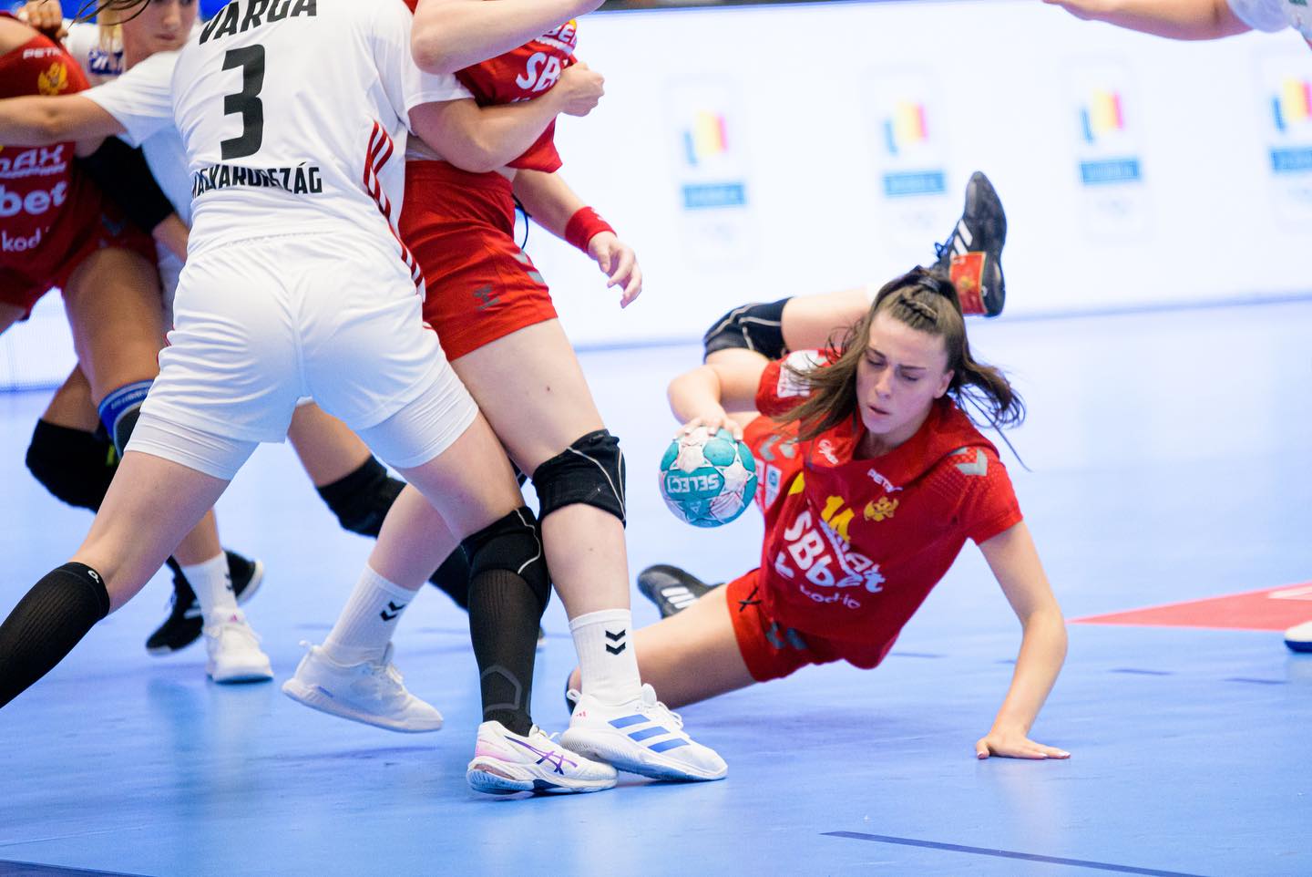 Juniorske „lavice” zavise od Mađarske