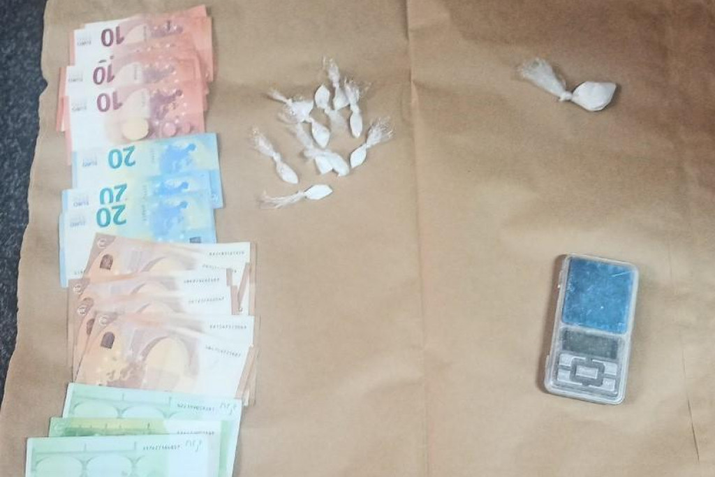 Podgoričanin uhapšen zbog posjedovanja i dilovanja kokaina