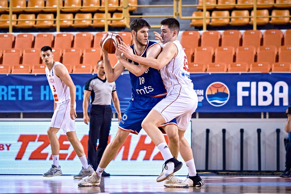 Mladi košarkaši Srbije savladali Crnu Goru