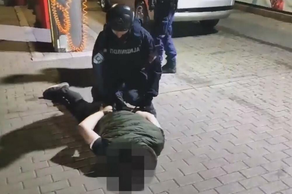 U Beogradu uhapšen državljanin Crne Gore: U automobilu vozio 60 kilograma droge