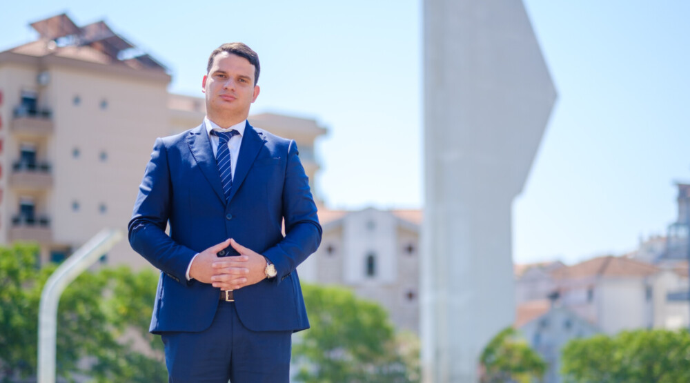 Odžić: Mlađo, ne skreći temu sa zone MD, jad će nas od tebe nać’ ovog ljeta