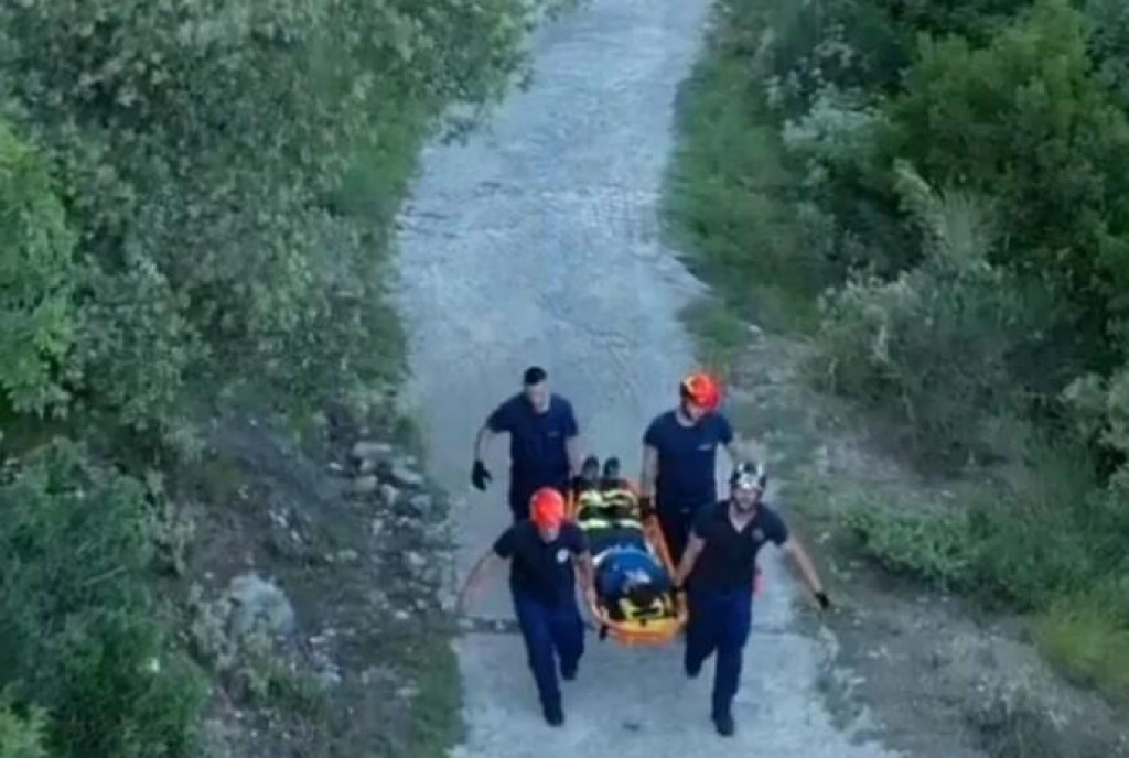 Strani državljani spaseni u Baru: Povrijedili su prilikom penjanja na liticu