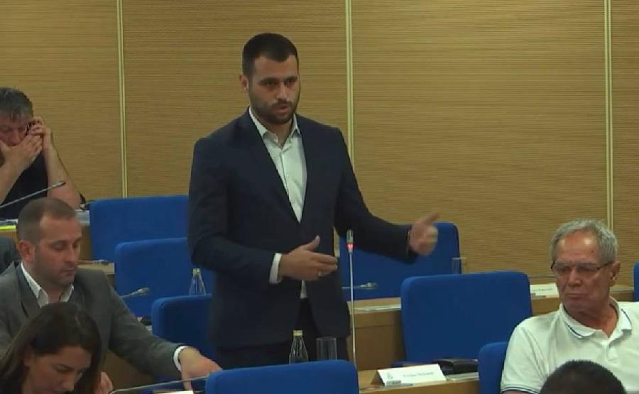 Vešović: Mladim bračnim parovima, podstanarima i osobama sa invaliditetom omogućiti da lakše dođu do stana