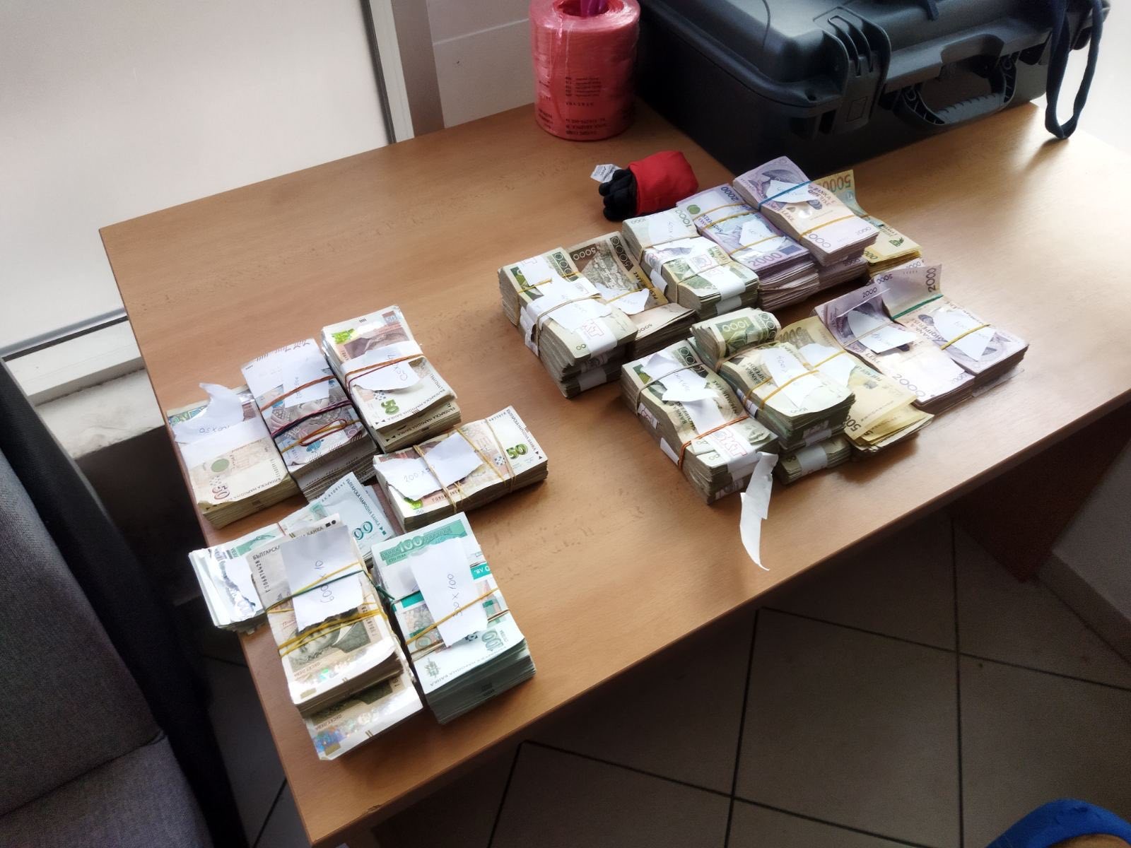 Kod CI Debeli Brijeg pronađen naprijavljeni novac u iznosu od 113.800 evra