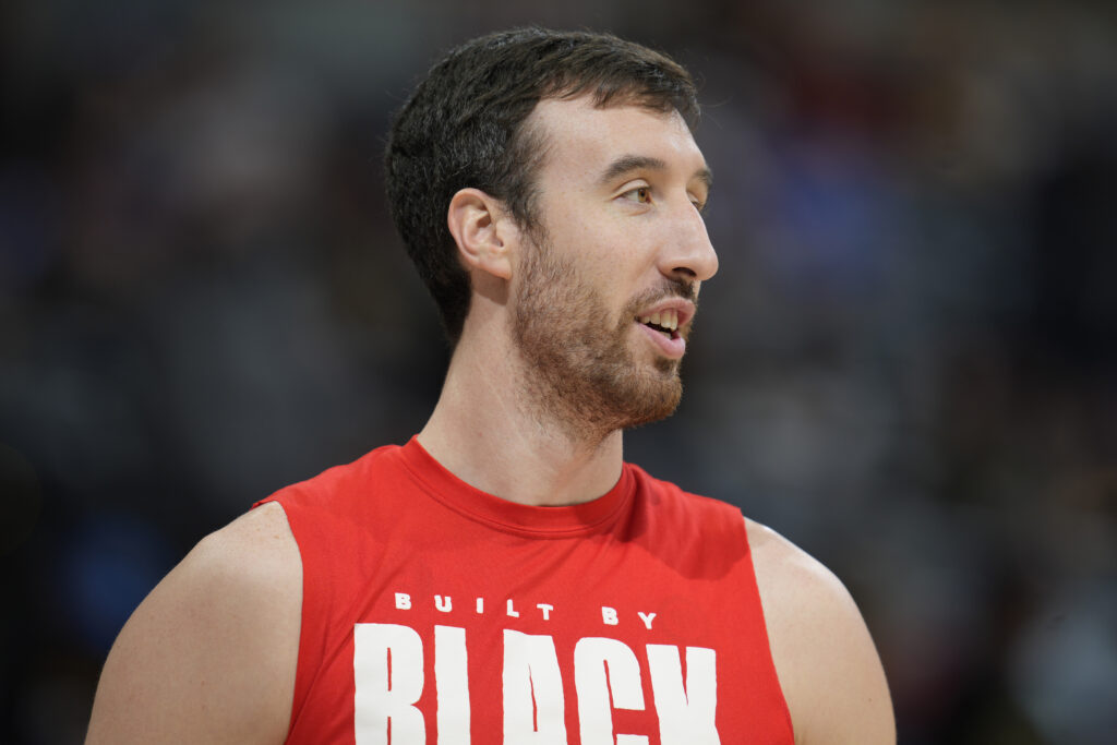 Partizan doveo NBA centra srpskih korijena