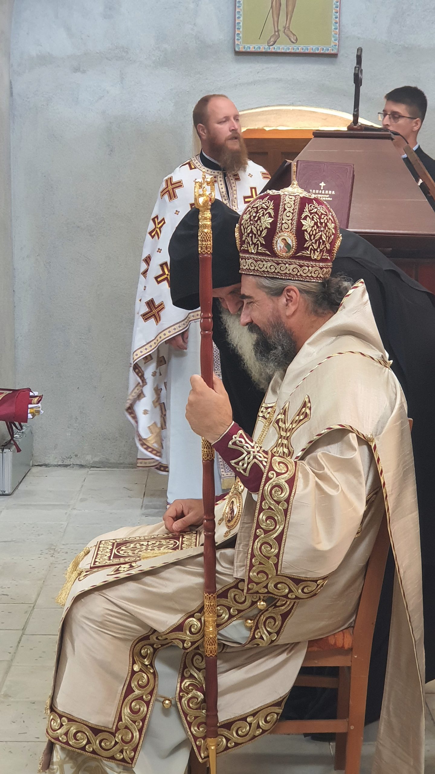 KAD ZVONA PROGOVORE