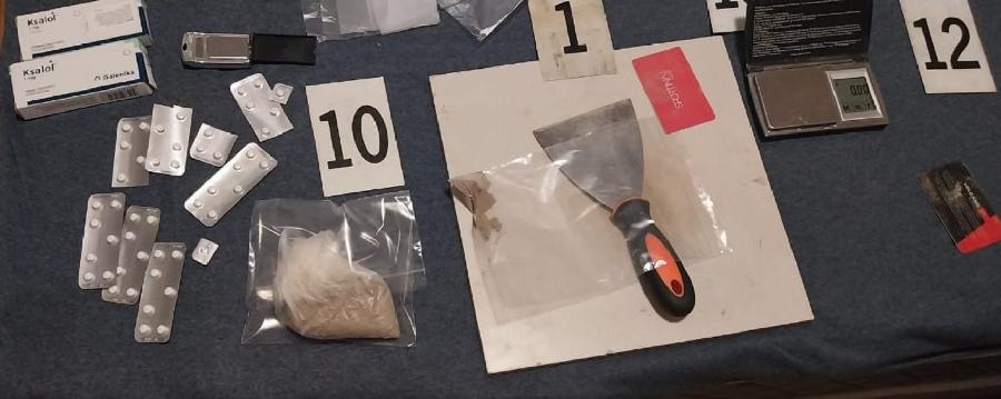 Podgorica: Uhapšena jedna osoba, pronađeni heroin i tablete