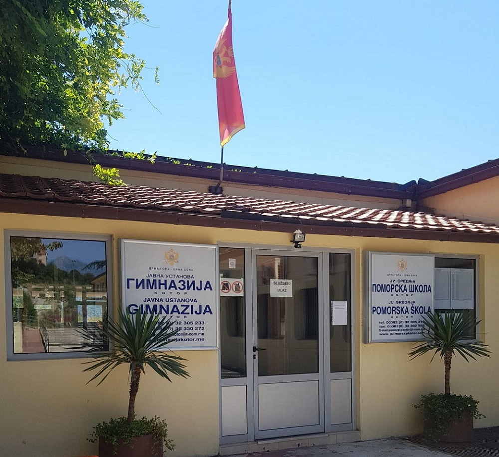Otvoreno pismo direktora Srednje pomorske škole Ratka Petrovića: Sinhronizovana akcija DPS-a, SDP-a i SD-a
