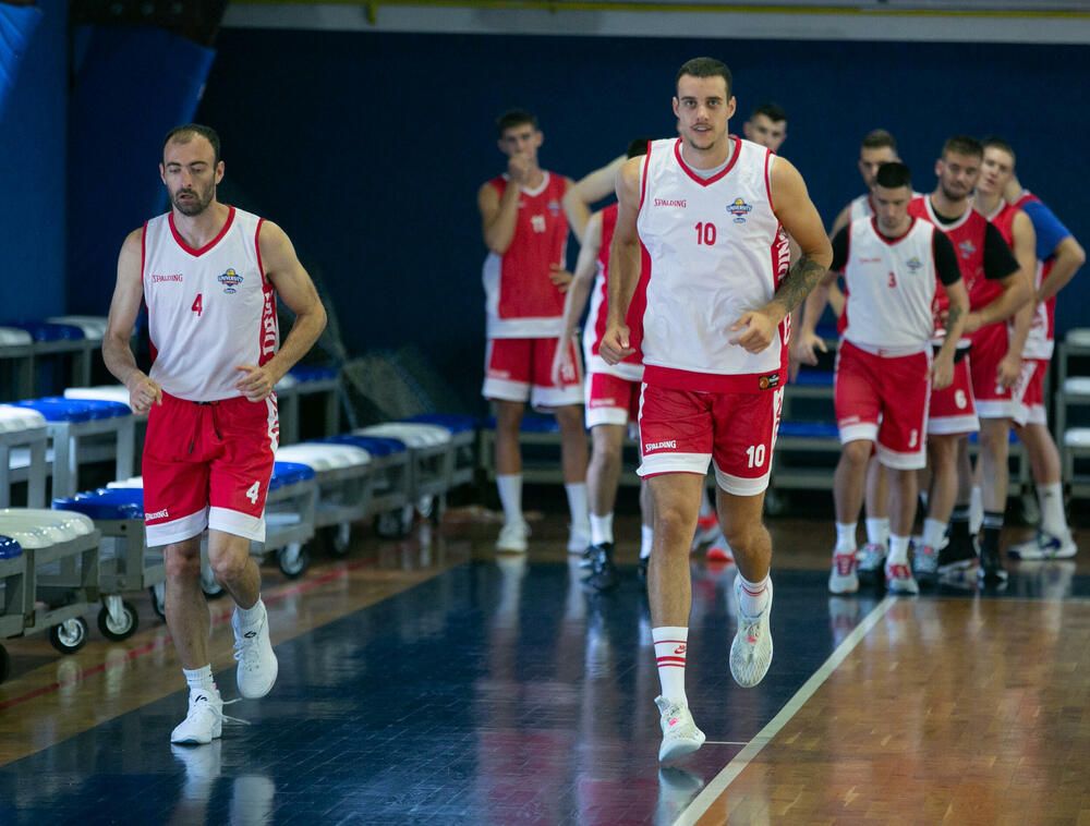 SC Derbi počeo pripreme: Fali 6 reprezentativaca