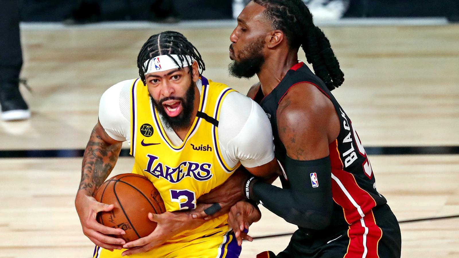 NBA: Dejvisu astronomski ugovor