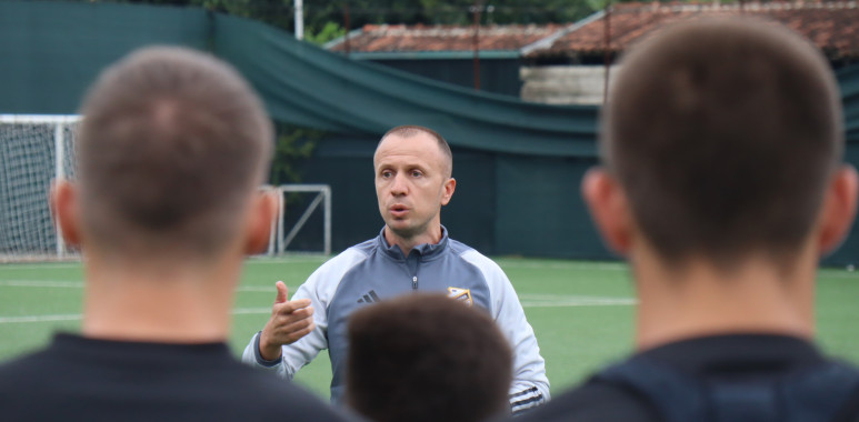 Trener Čukaričkog: Moramo da stojimo mirno kada pričamo o Olimpijakosu