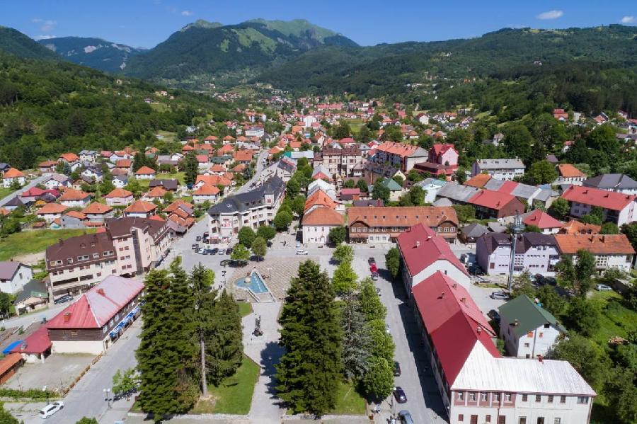Pao rekord star 73 godine: U Kolašinu izmjerena 34 stepena