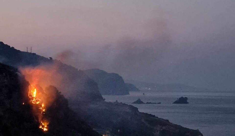 Budvanski vatrogasci četiri sata gasili požar u Reževićima
