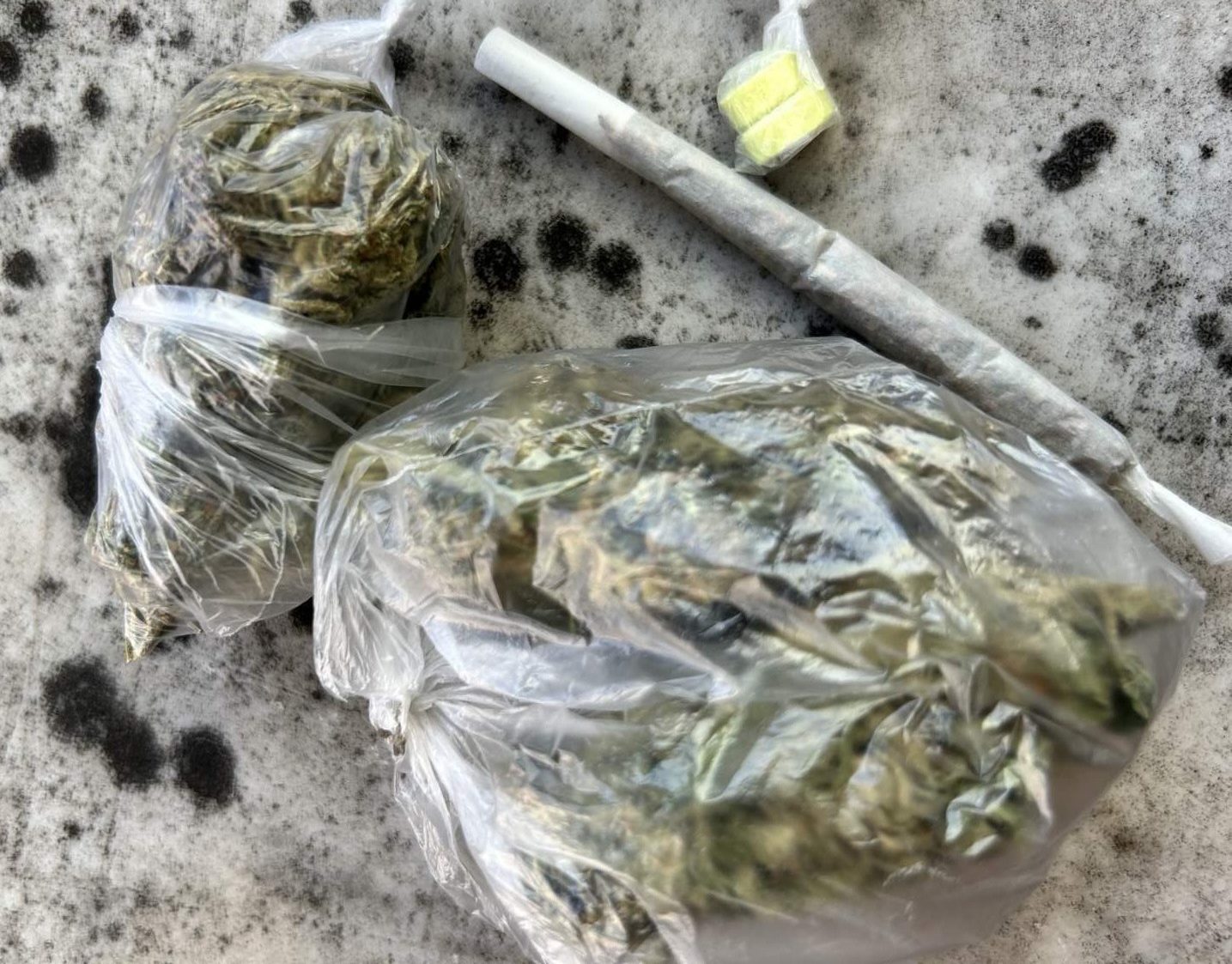 Podgorica: Kod dva mladića pronađena droga, jedan maloljetnik