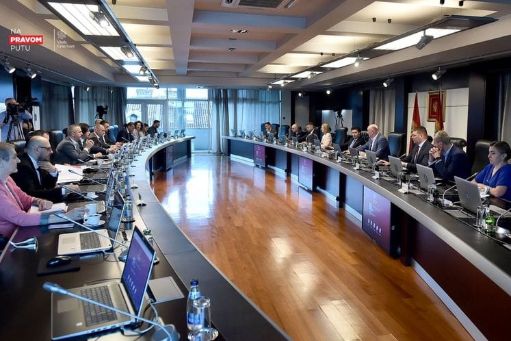 Deset ministara posjeduju ušteđevinu od preko 314.000 evra