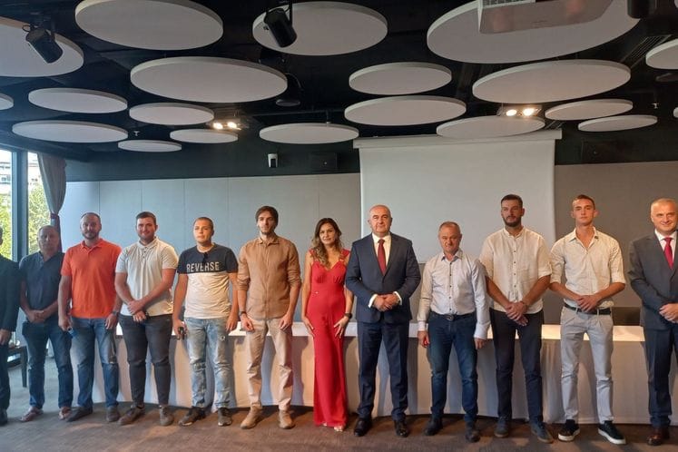 Potpisani ugovori sa aplikantima za dodjelu bespovratnih sredstava za investicije u ribolovne plovne objekte