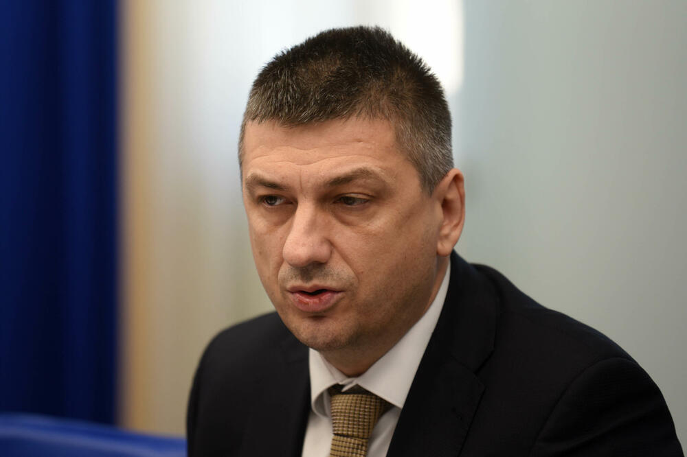Savjet ACV postavio penzionera za direktora: Izbor Vlahovića stigao kod Novovića