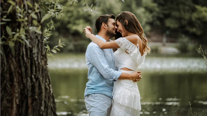 Tri načina da se ponovo povežete sa partnerom pošto ste se emotivno distancirali