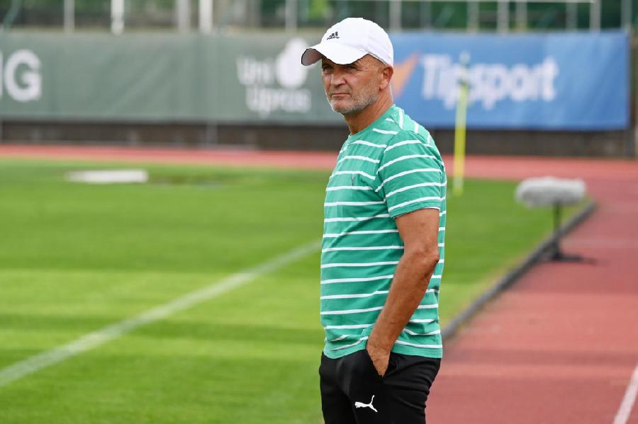 Dečić smjenjuje Jarabeka, već se pominju nova imena