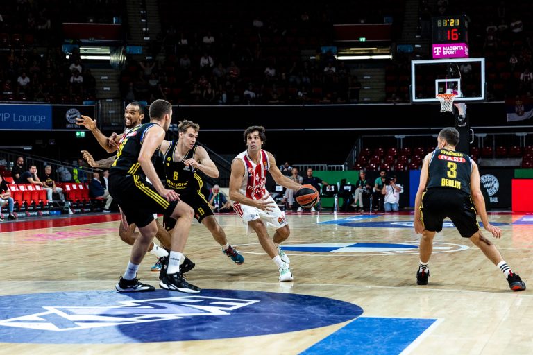 Crveno-bijeli sa Bajernom u finalu Magenta kupa