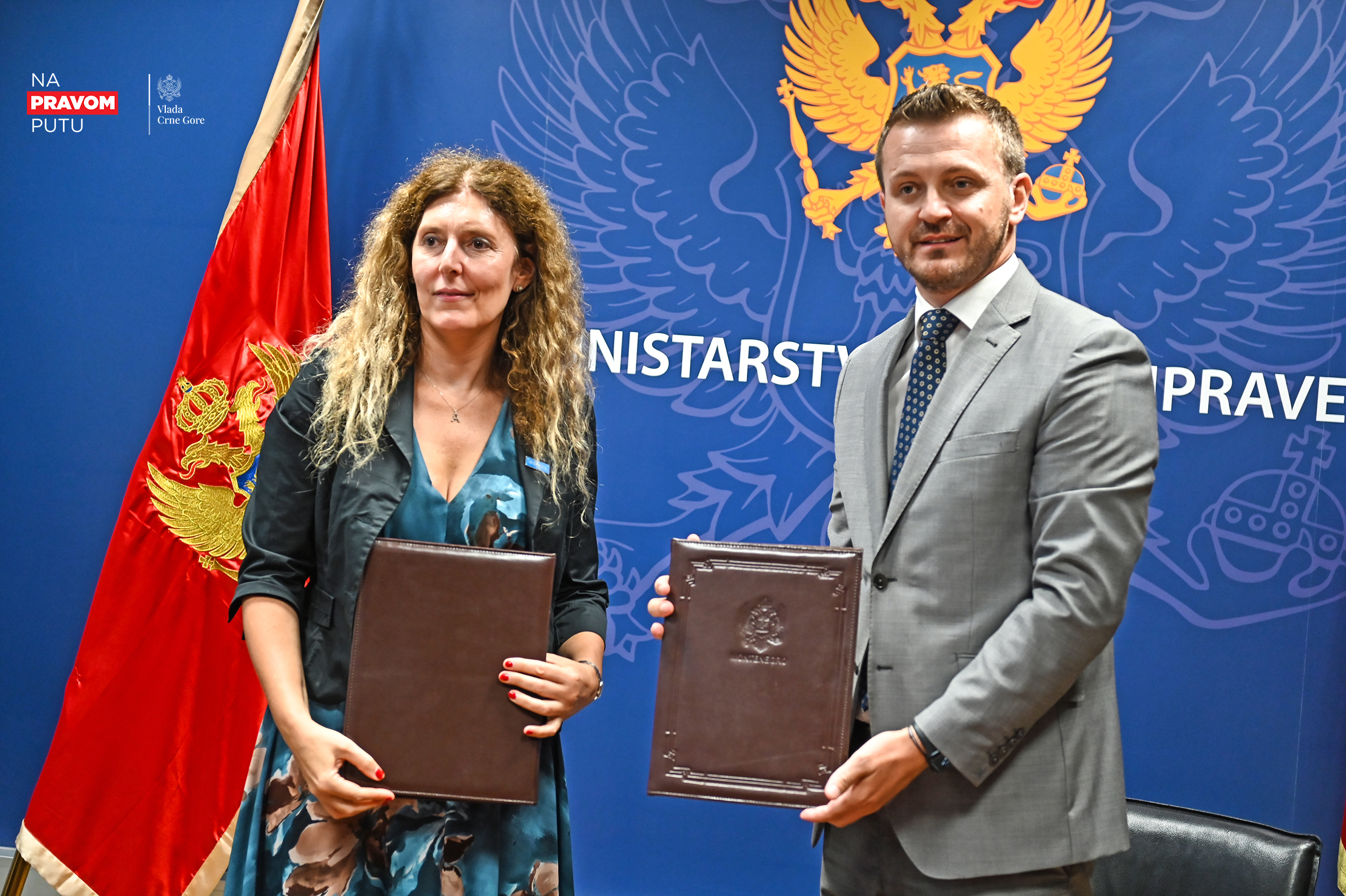 Podrška efikasnoj javnoj upravi i digitalizaciji usluga po mjeri građana